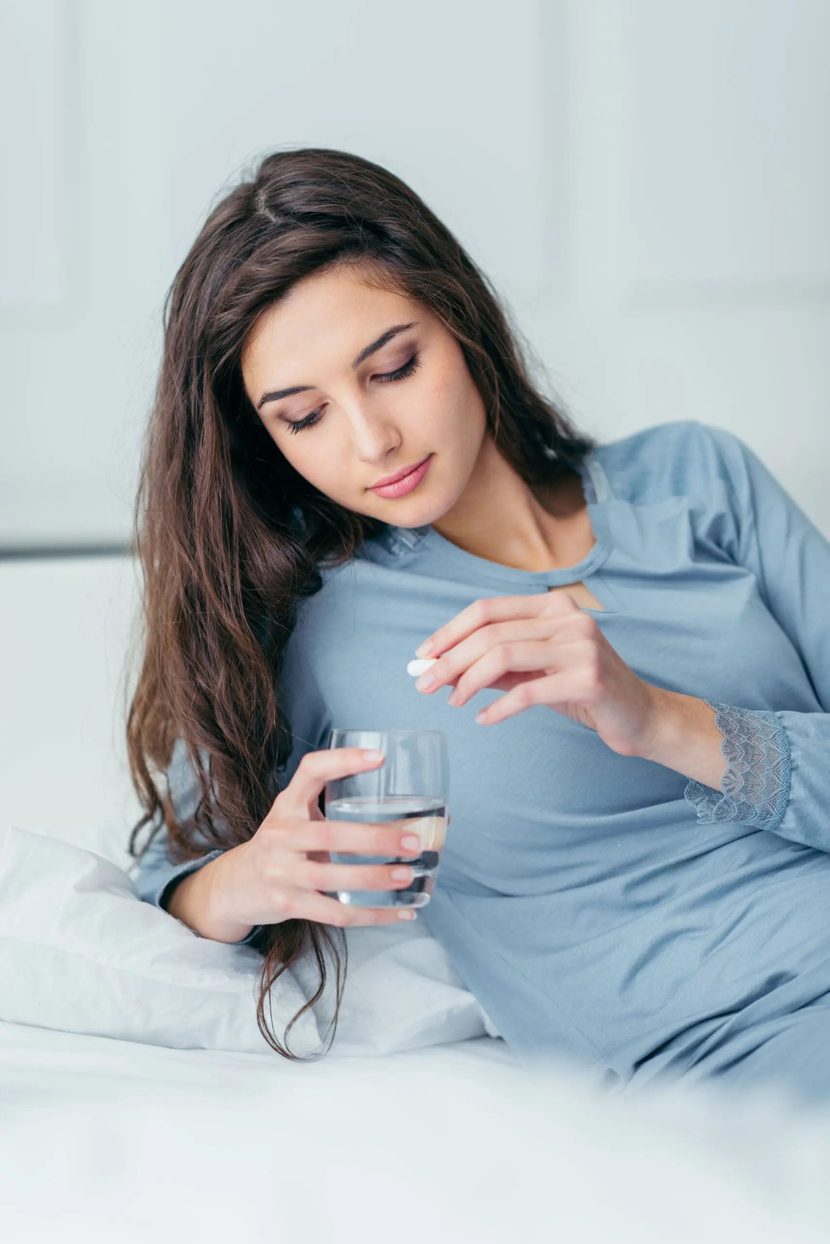 A woman wondering When to Seek Emergency Care